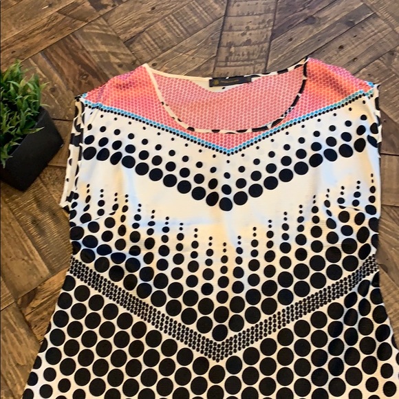 Anthropologie Tops - Anthropologie Outback Red Short Sleeve Top